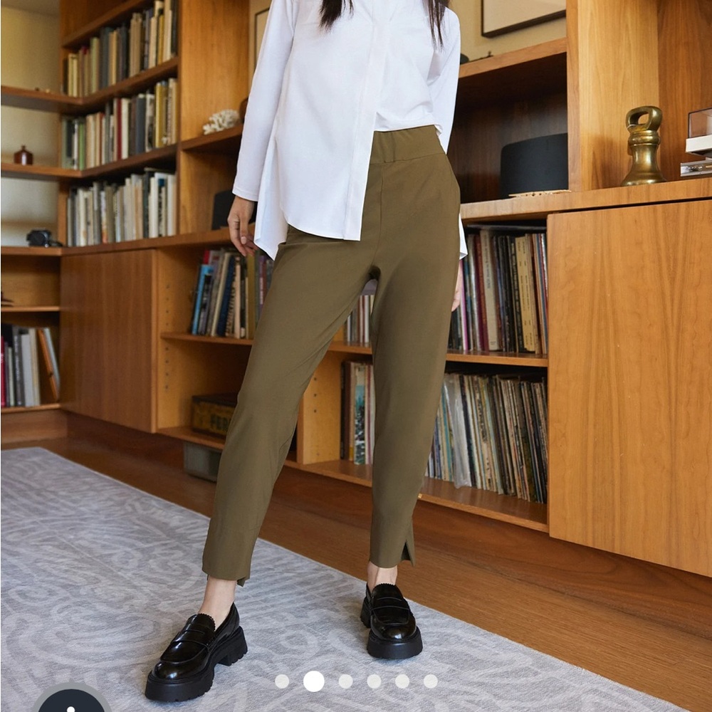 Aday Straight Up Dress Pants. Color Olive. Excellent condition.